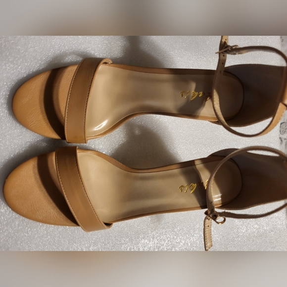 Ankis heels - Picture 4 of 4